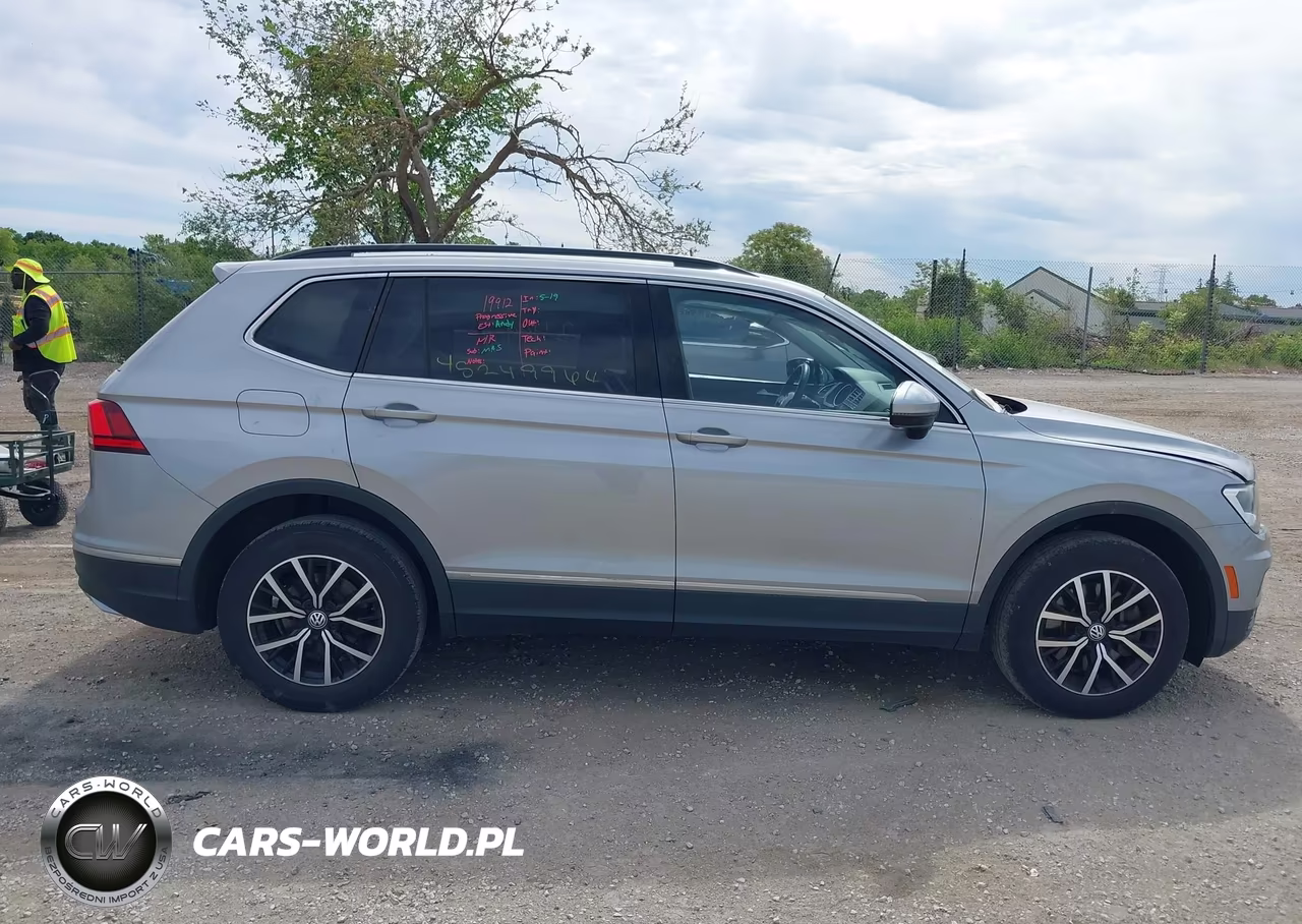 2021 Volkswagen Tiguan 2.0T Se-2.0T Se R-Line Black-2.0T Sel VIN:3VV2B7AX4MM099952 - 13