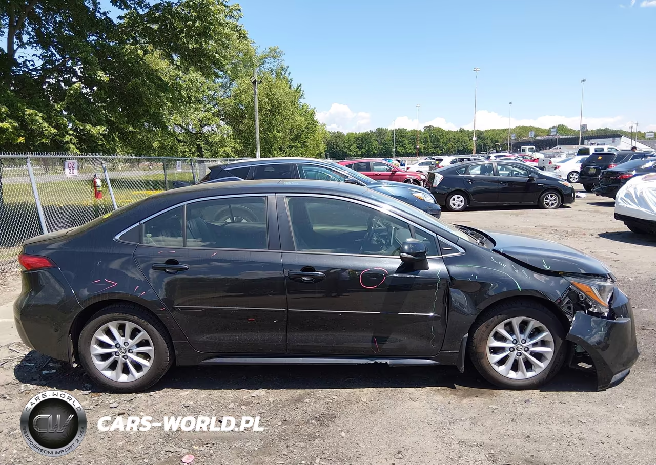 2020 Toyota Corolla Xle VIN:JTDFPRAE7LJ084174 - 13