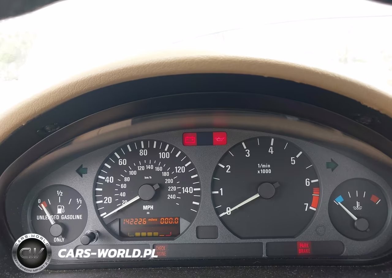 1997 BMW Z3 1.9L Roadster VIN:4USCH7329VLB84157 - 7
