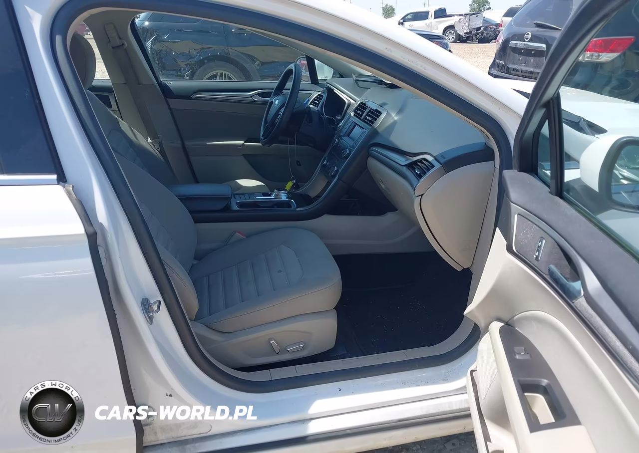 2018 Ford Fusion Hybrid Se VIN:3FA6P0LU9JR227487 - 5