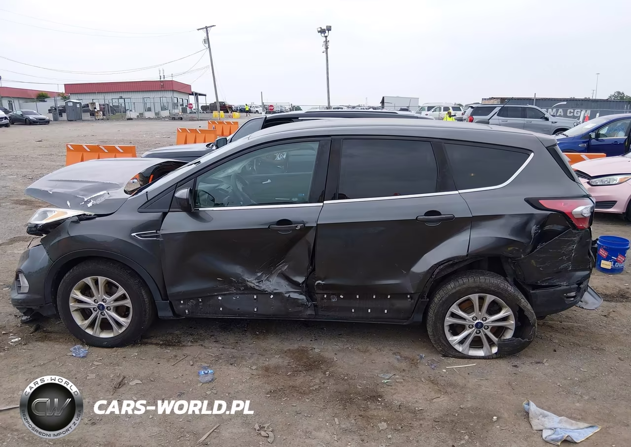 2017 Ford Escape Se VIN:1FMCU0GD2HUE51134 - 13