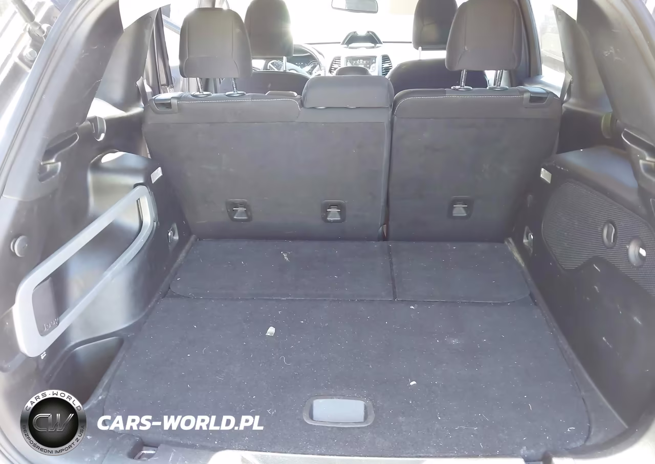 2016 Jeep Cherokee VIN:1C4PJMCD1GW197589 - 12