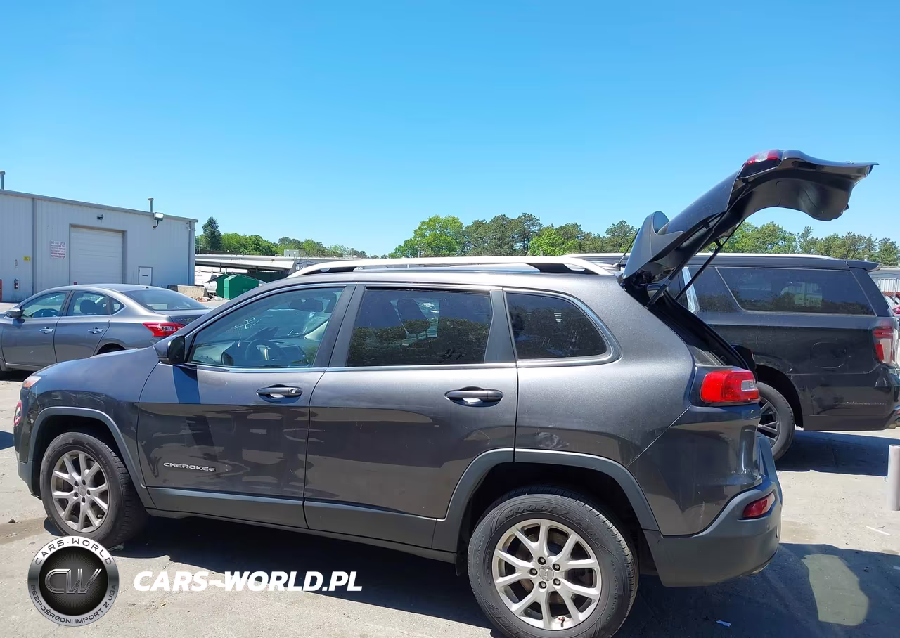 2016 Jeep Cherokee VIN:1C4PJMCD1GW197589 - 13