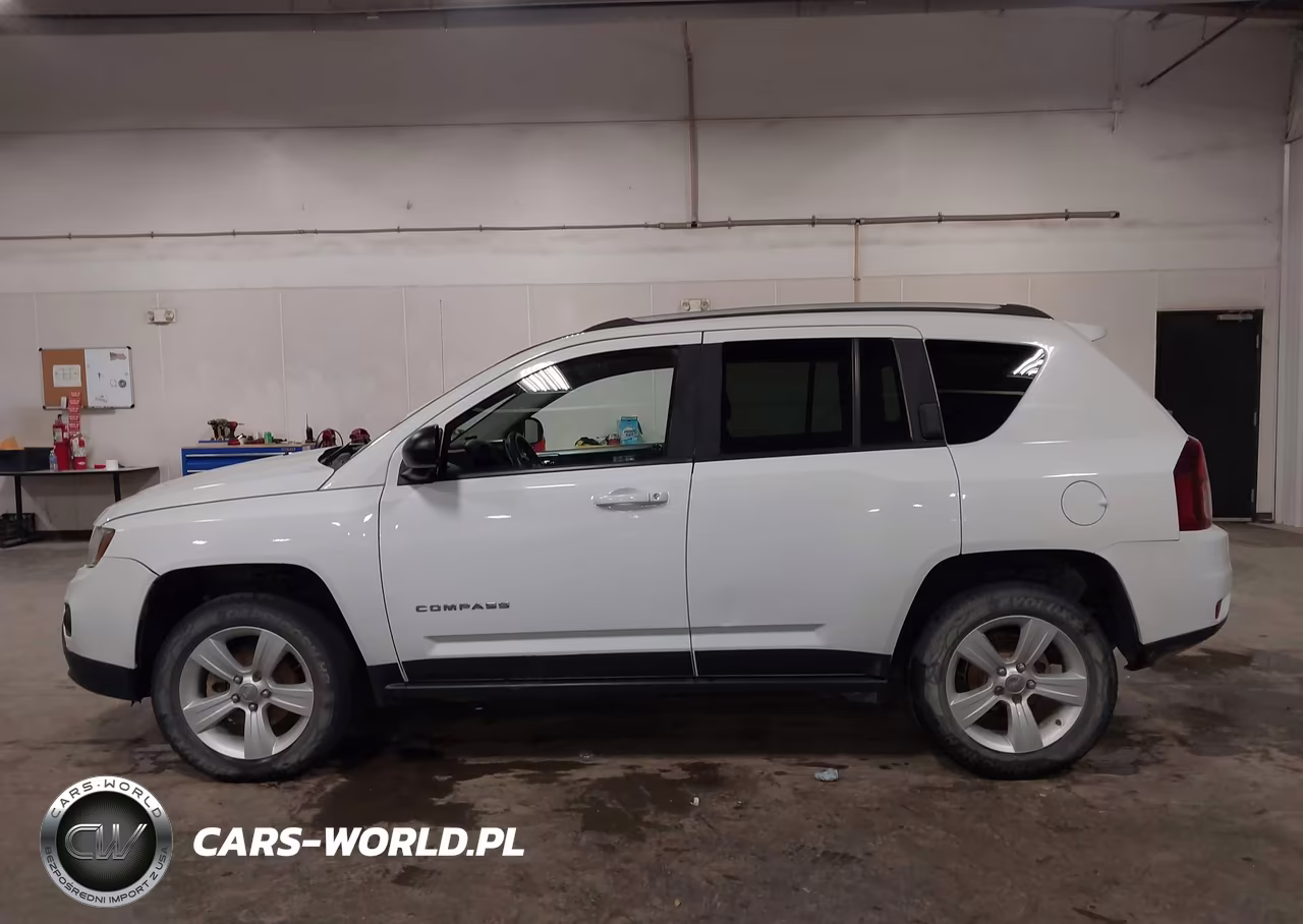 2016 Jeep Compass Sport VIN:1C4NJDBB5GD549964 - 14