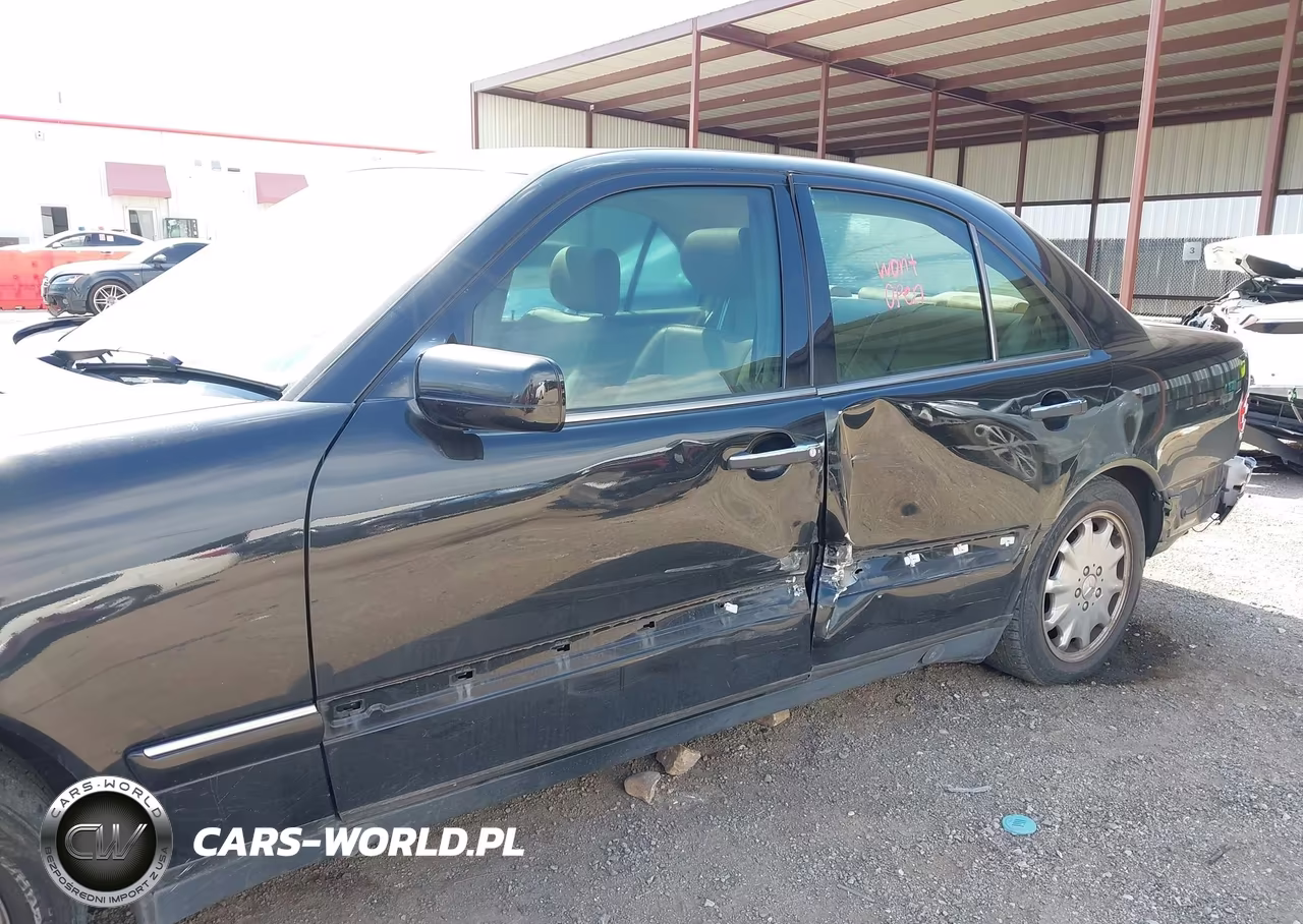 1999 Mercedes-Benz E 320 VIN:WDBJF65H3XA898911 - 6