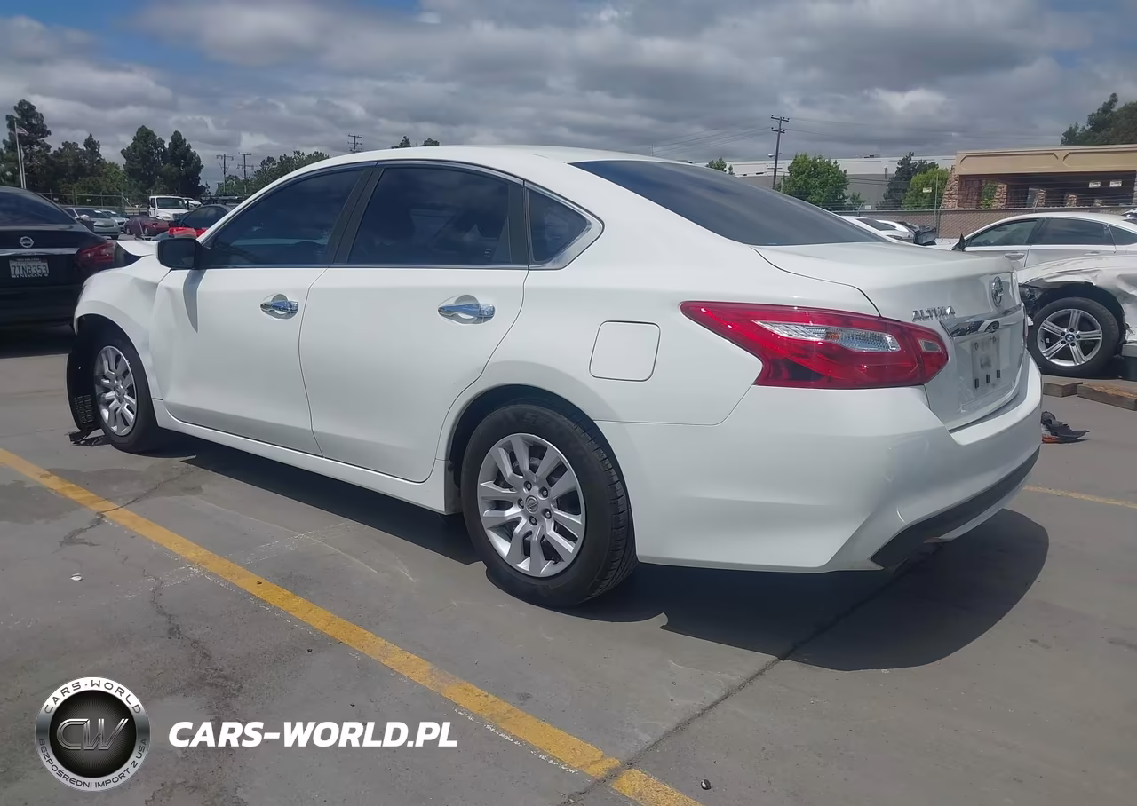 2017 Nissan Altima 2.5 S VIN:1N4AL3AP6HC172249 - 3