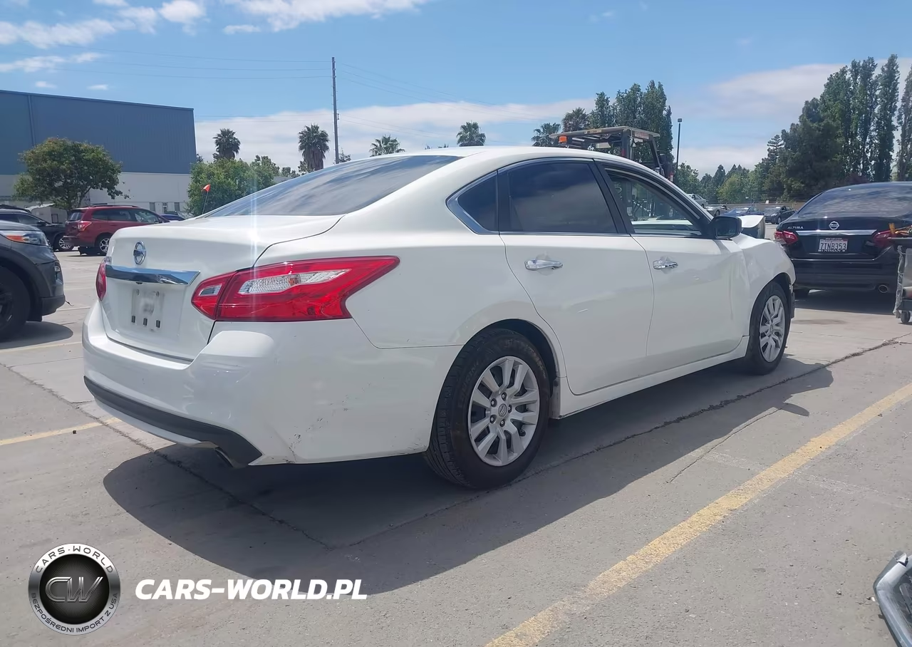 2017 Nissan Altima 2.5 S VIN:1N4AL3AP6HC172249 - 4