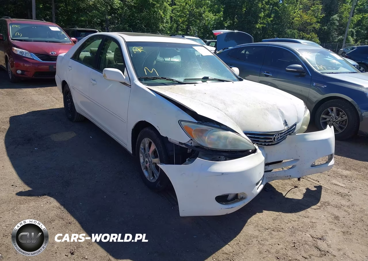 2004 Toyota Camry Le