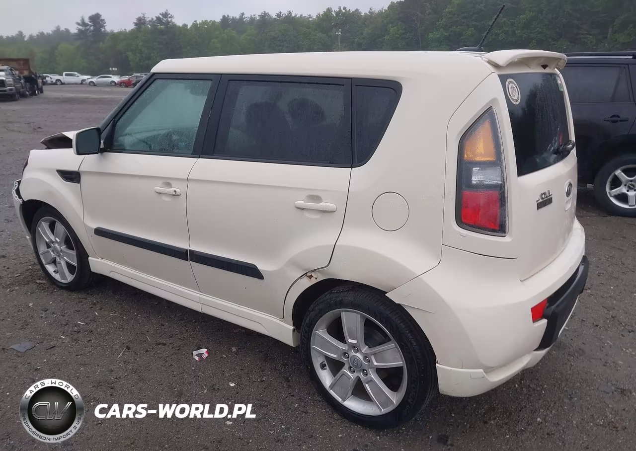 2011 Kia Soul ! VIN:KNDJT2A2XB7713781 - 3