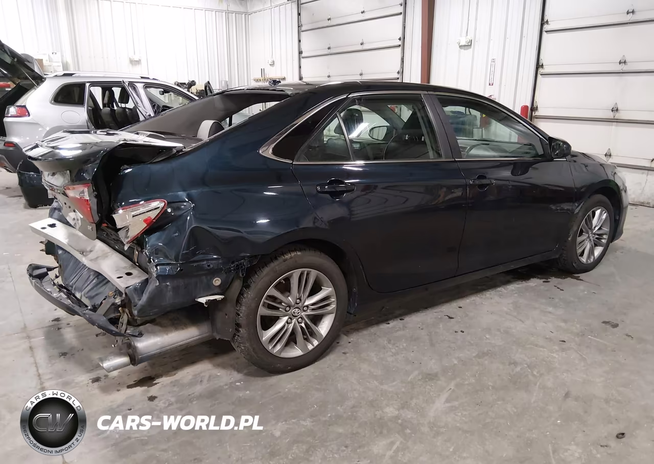 2016 Toyota Camry Se VIN:4T1BF1FK3GU606753 - 4