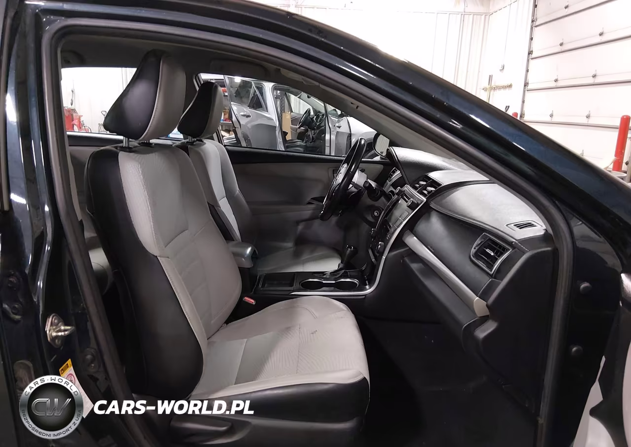 2016 Toyota Camry Se VIN:4T1BF1FK3GU606753 - 5