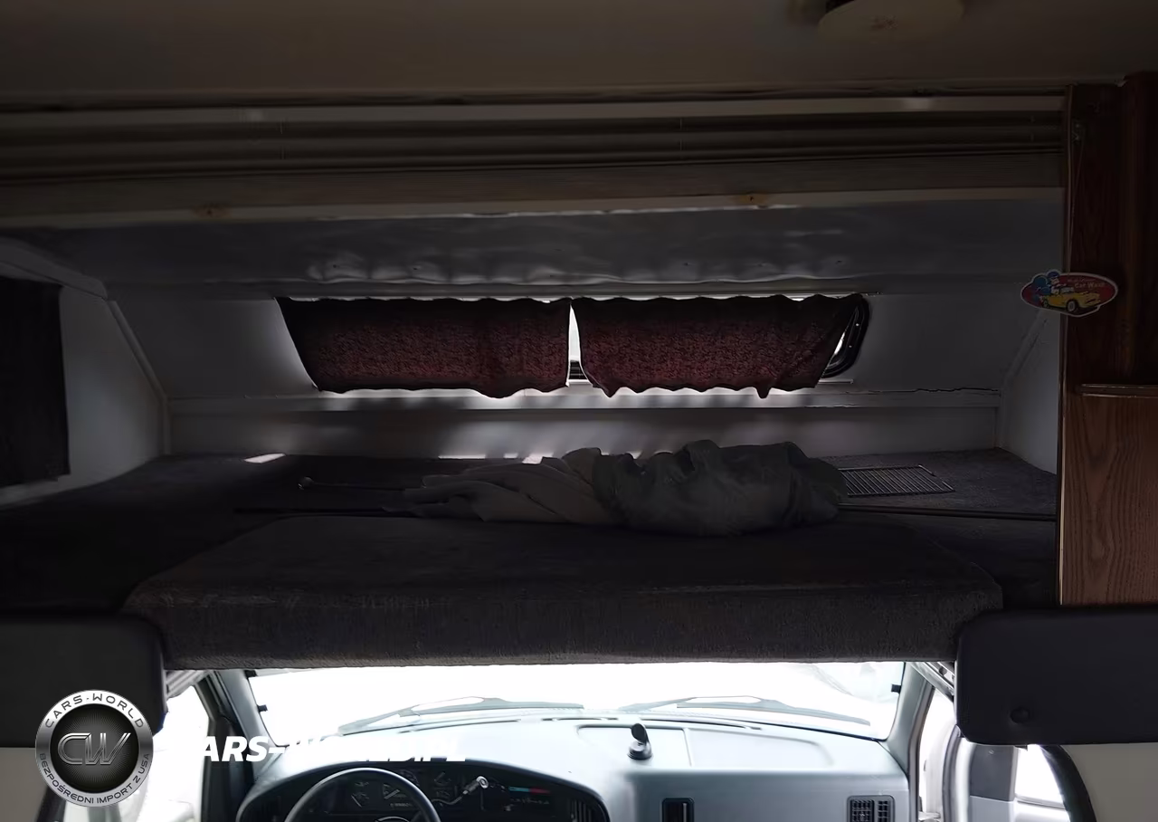 1996 Ford Econoline E350 Cutaway Van VIN:1FDKE30GXTHA14157 - 17
