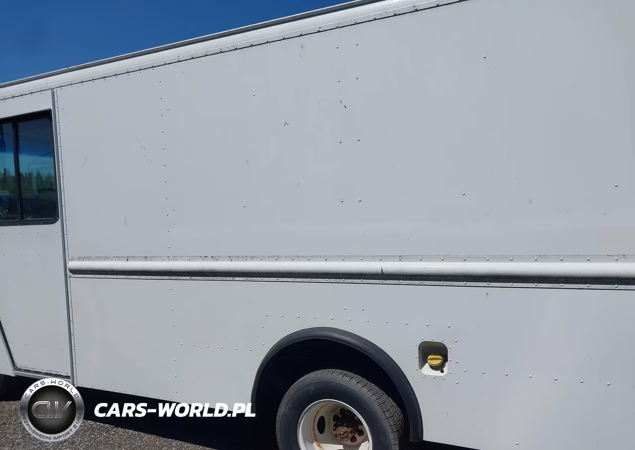 2013 Ford E-350 Stripped VIN:1FC3E3KL3DDB12197 - 13