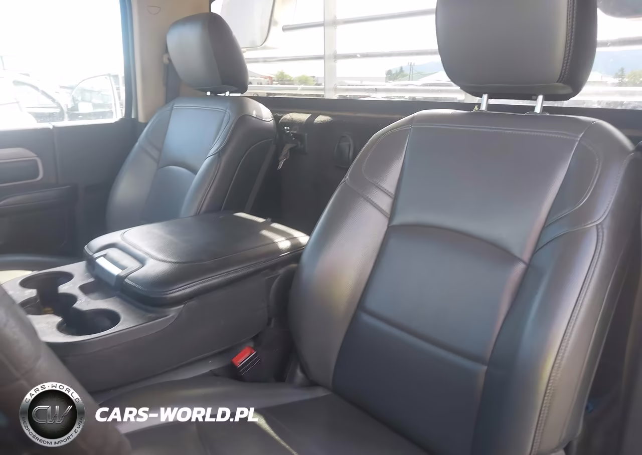 2019 Ram 3500 Chassis Tradesman-Slt VIN:3C7WRTBL9KG712792 - 7