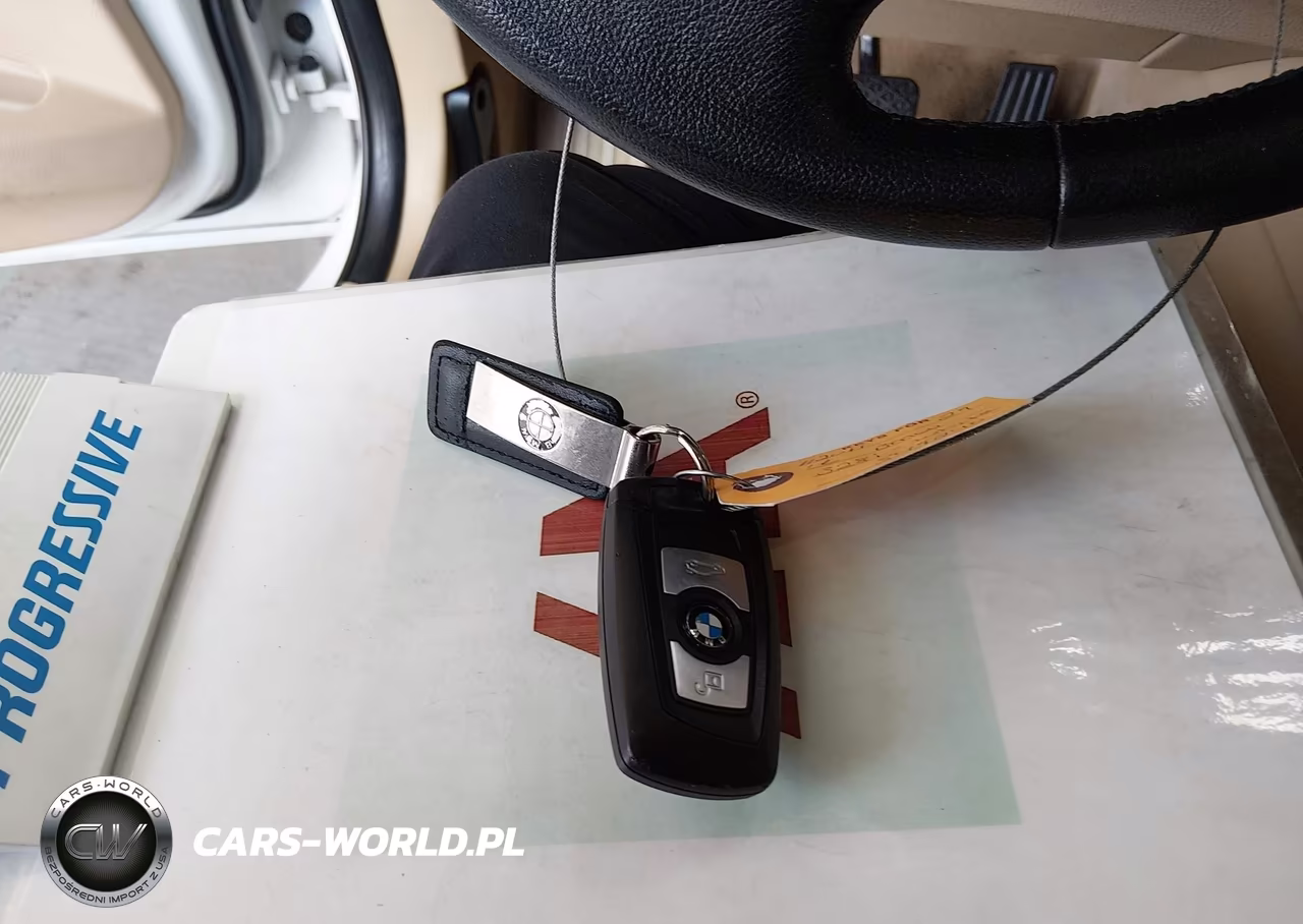 2012 BMW 328I VIN:WBA3A5C52CF349240 - 11
