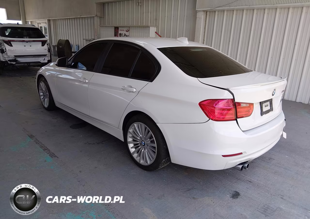 2012 BMW 328I VIN:WBA3A5C52CF349240 - 3