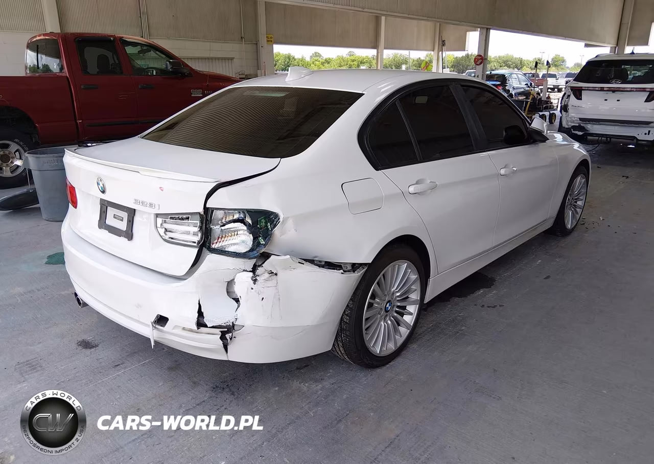 2012 BMW 328I VIN:WBA3A5C52CF349240 - 4