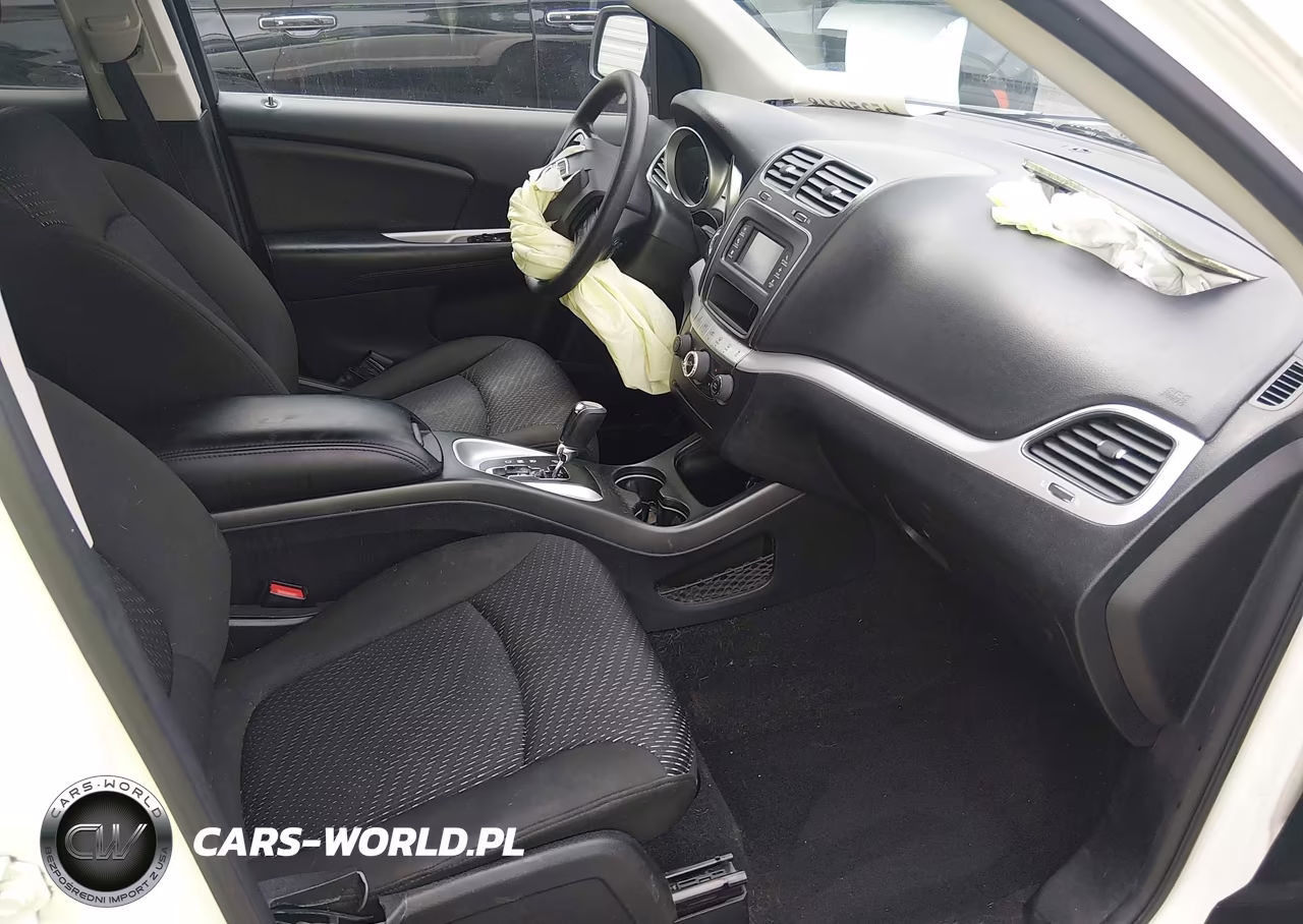 2019 Dodge Journey Se VIN:3C4PDCBGXKT869189 - 5