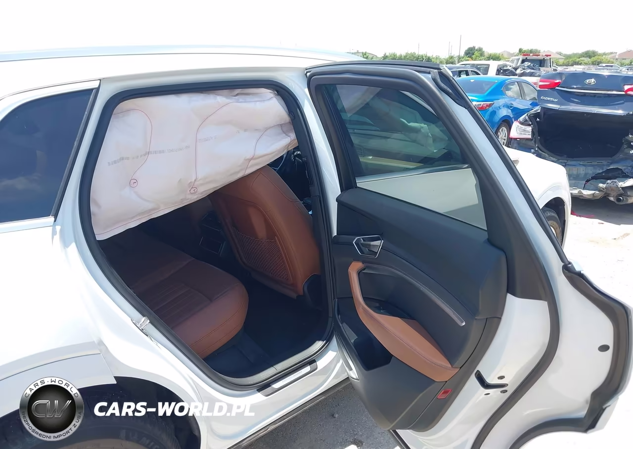 2024 Audi Q8 E-Tron Premium Plus Quattro VIN:WA15AAGE9RB027669 - 8