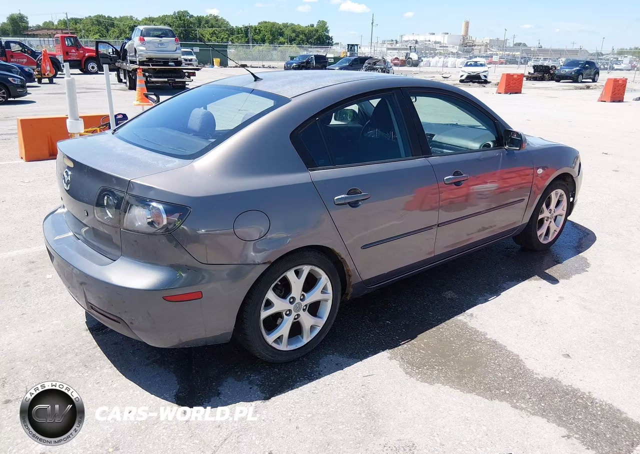 2008 Mazda Mazda3 I Touring Value VIN:JM1BK32F981170336 - 4