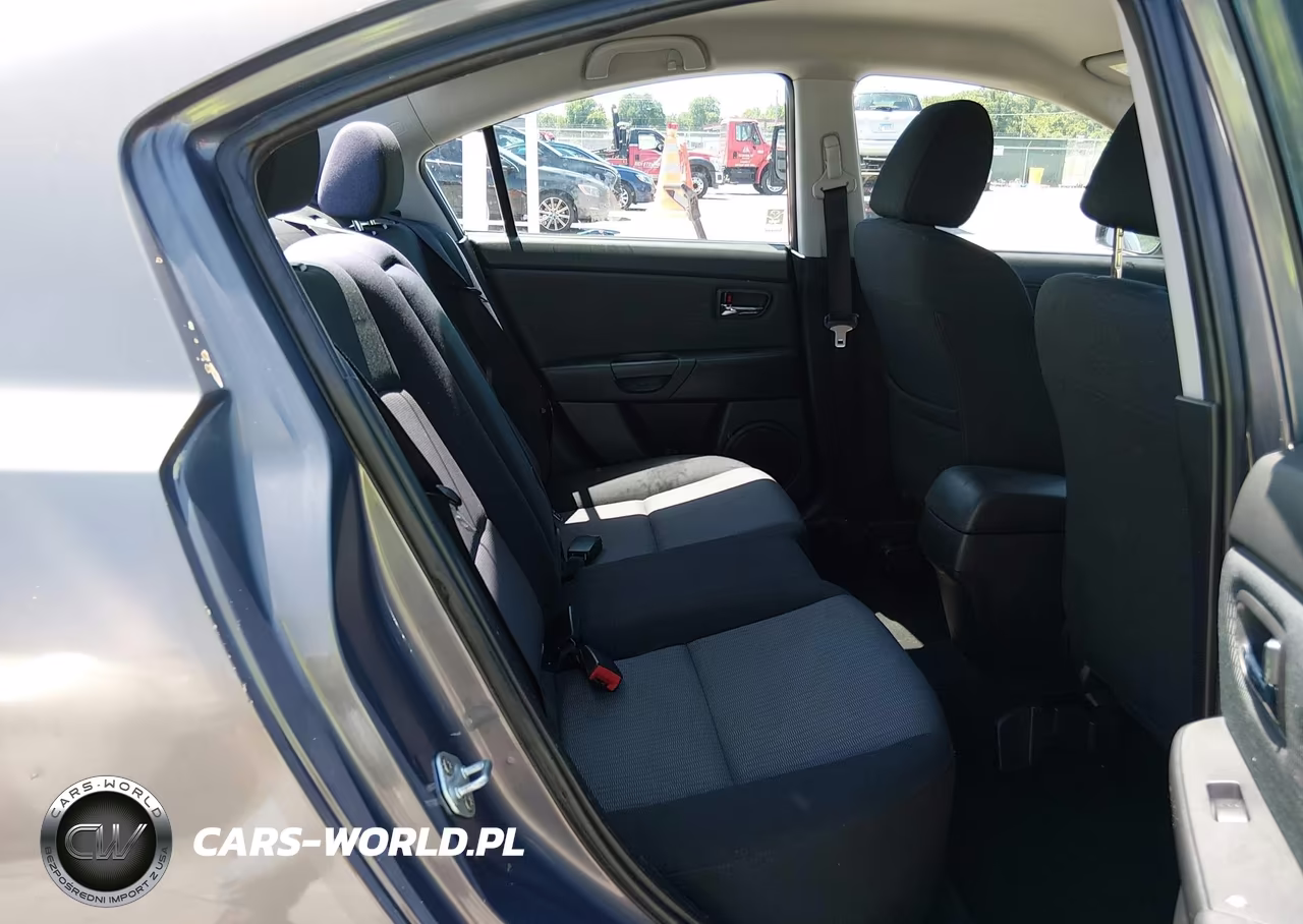2008 Mazda Mazda3 I Touring Value VIN:JM1BK32F981170336 - 8