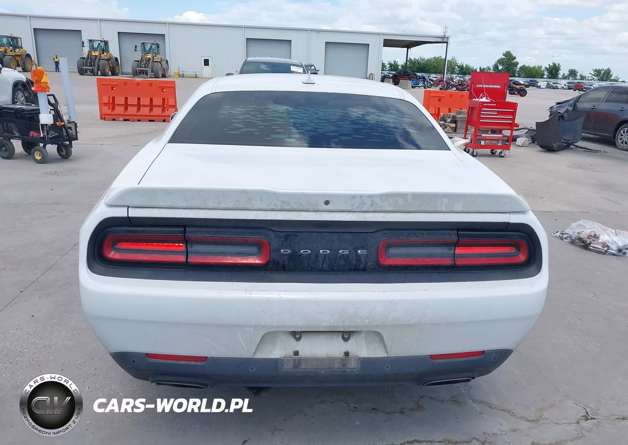 2015 Dodge Challenger Sxt Plus VIN:2C3CDZBG4FH707627 - 16