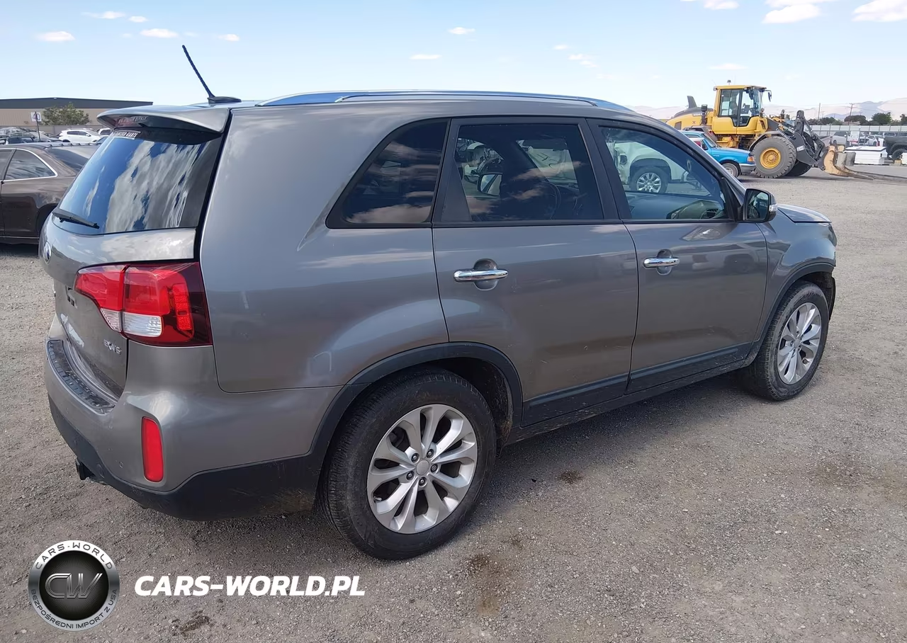 2015 Kia Sorento Ex VIN:5XYKUDA76FG627448 - 4