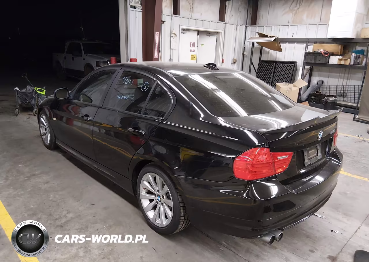 2011 BMW 328I VIN:WBAPH5G57BNN59618 - 3