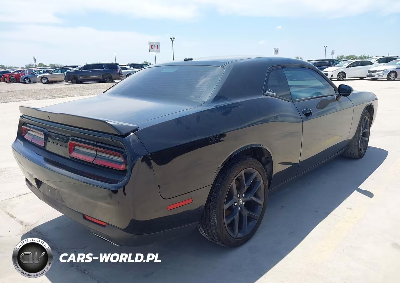 2020 Dodge Challenger Sxt VIN:2C3CDZAG4LH223101 - 4