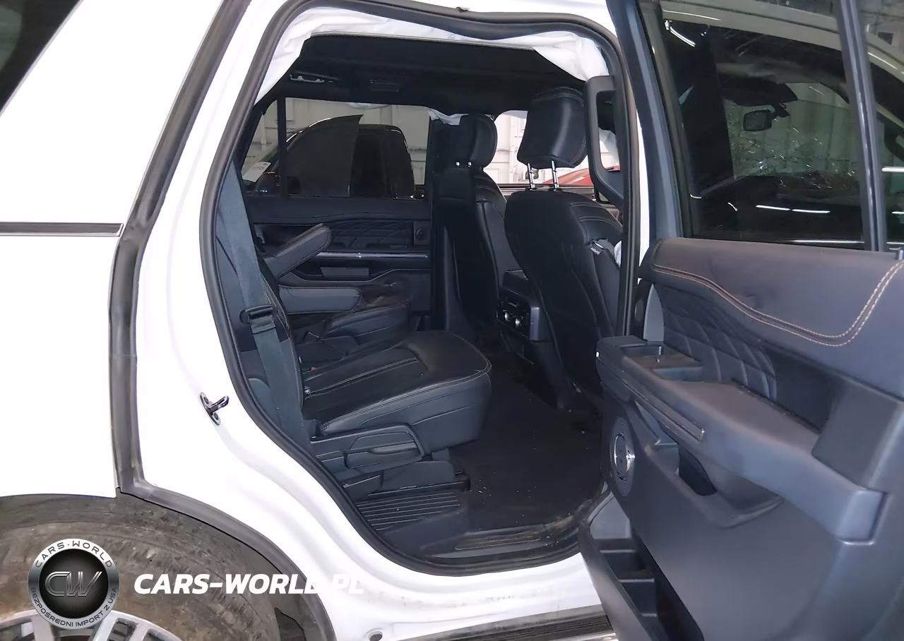 2024 Ford Expedition Platinum VIN:1FMJU1M83REA54497 - 8