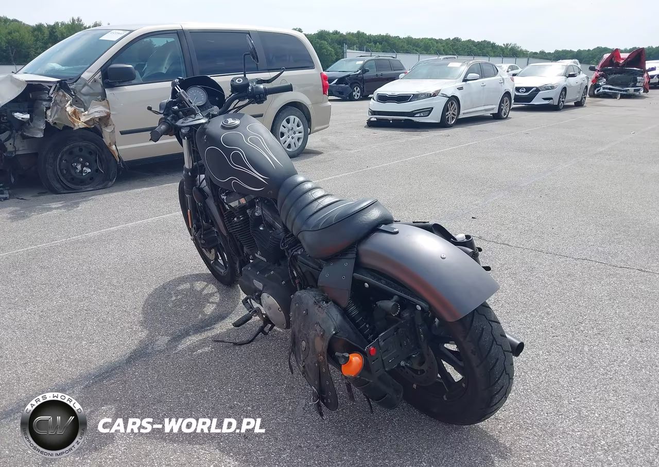 2016 Harley-Davidson Xl883 Iron 883 VIN:1HD4LE214GC415616 - 3