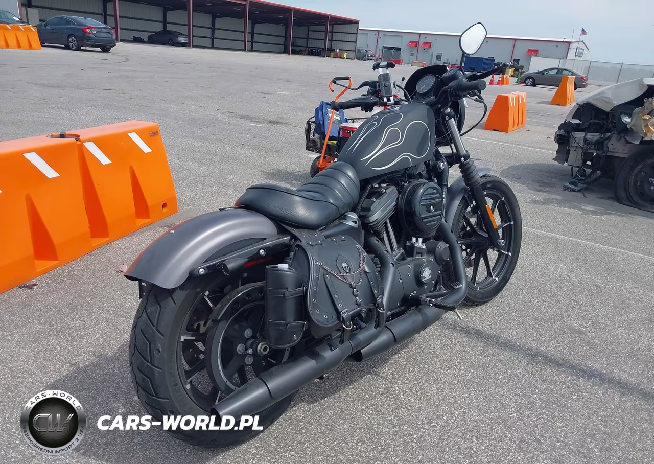 2016 Harley-Davidson Xl883 Iron 883 VIN:1HD4LE214GC415616 - 4