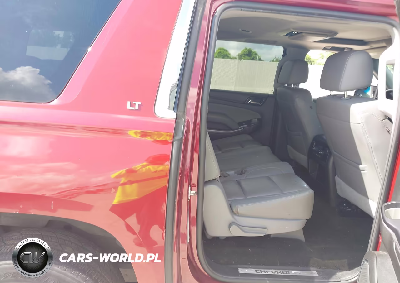 2017 Chevrolet Suburban Lt VIN:1GNSCHKC9HR215610 - 8