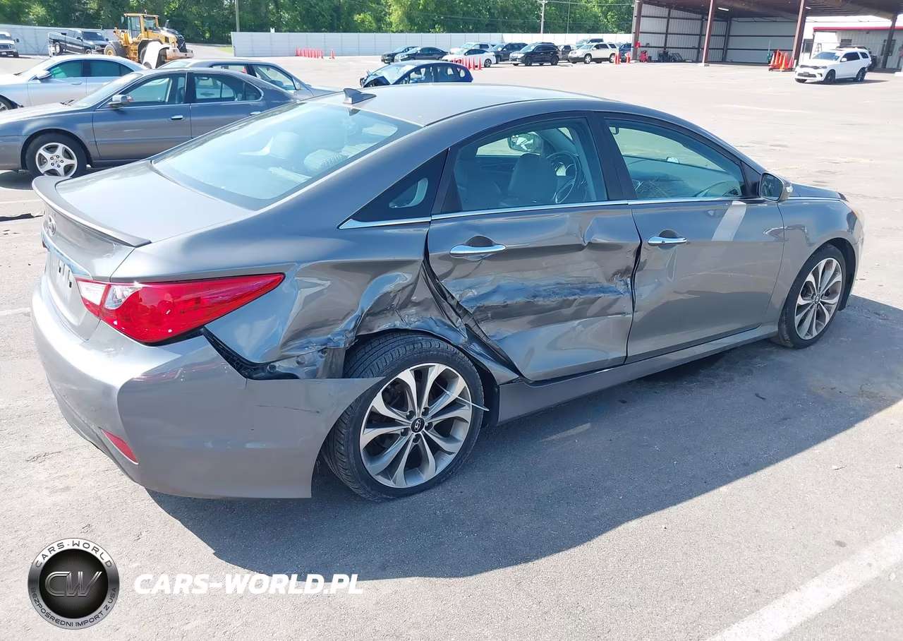 2014 Hyundai Sonata Se VIN:5NPEC4ACXEH871205 - 4