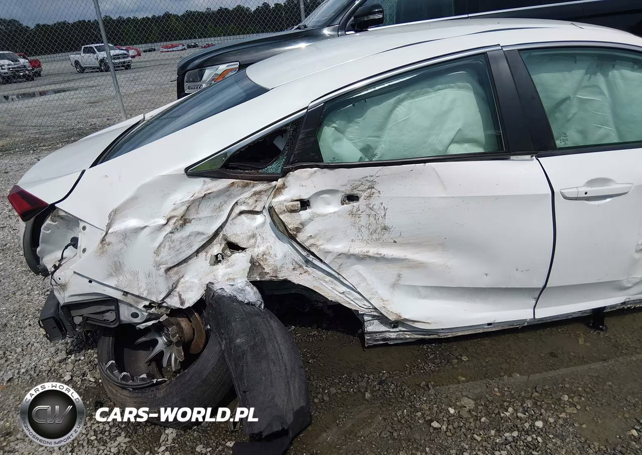 2020 Honda Civic Sport VIN:2HGFC2F83LH547145 - 6
