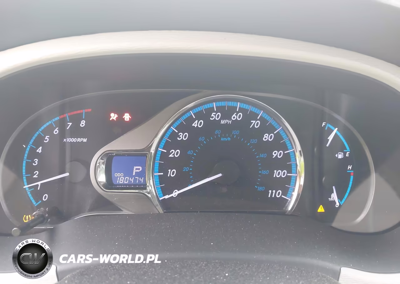 2011 Toyota Sienna Limited V6 VIN:5TDYK3DC3BS031004 - 7