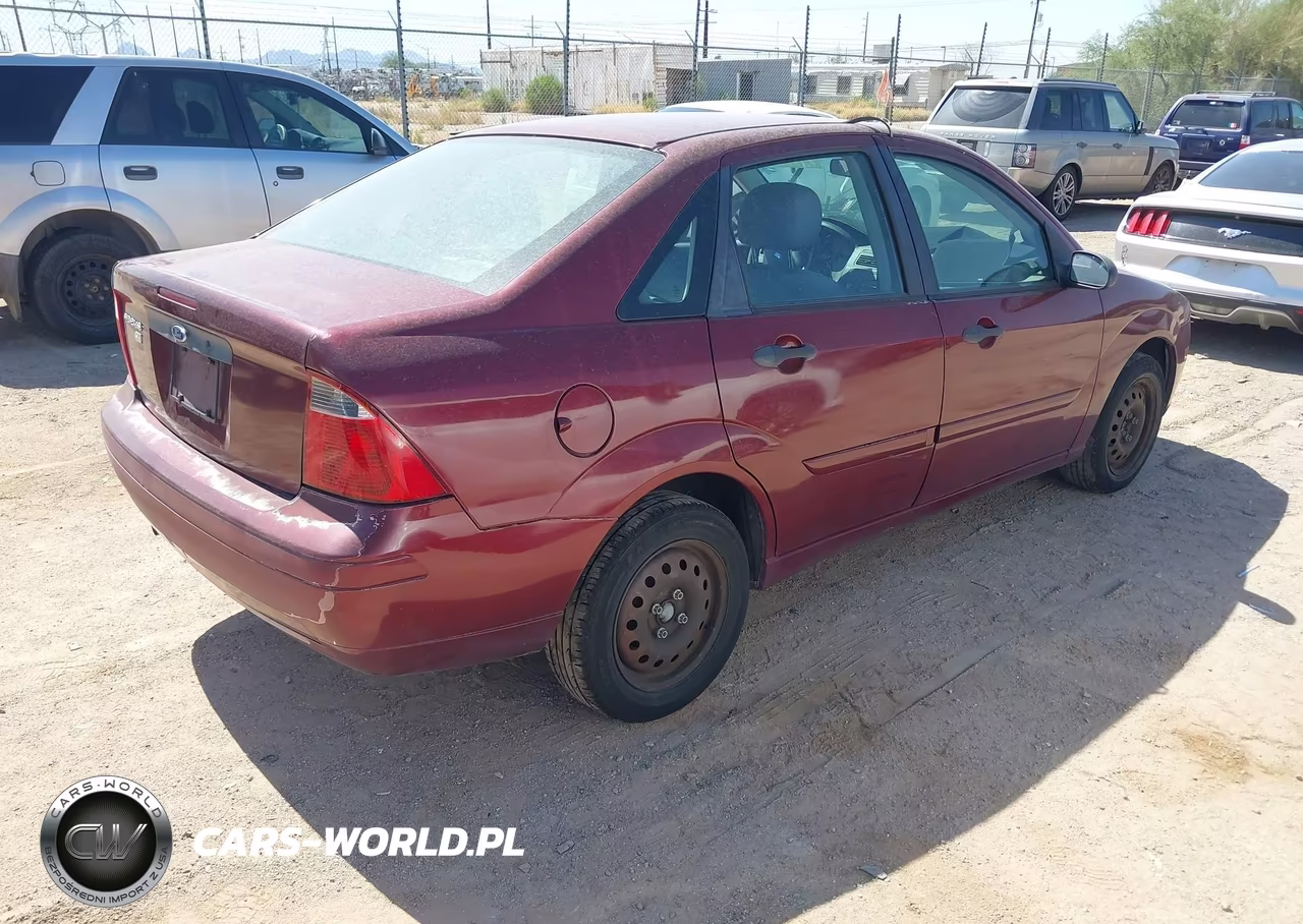 2007 Ford Focus Zx4-S-Se-Ses VIN:1FAFP34N87W271009 - 4