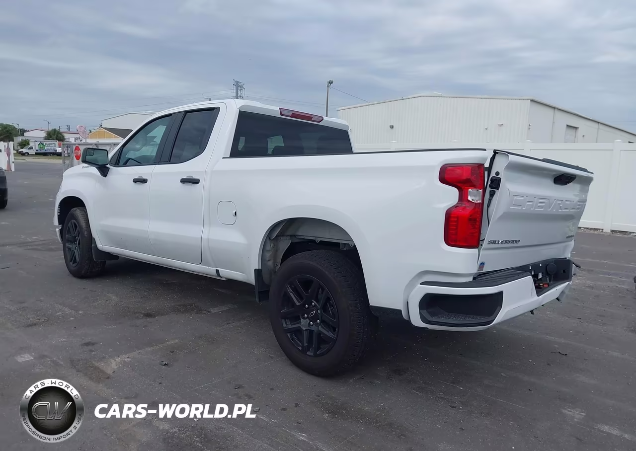 2026 Chevrolet Silverado 1500 2Wd Standard Bed Custom VIN:1GCRABEK5TZ258167 - 3