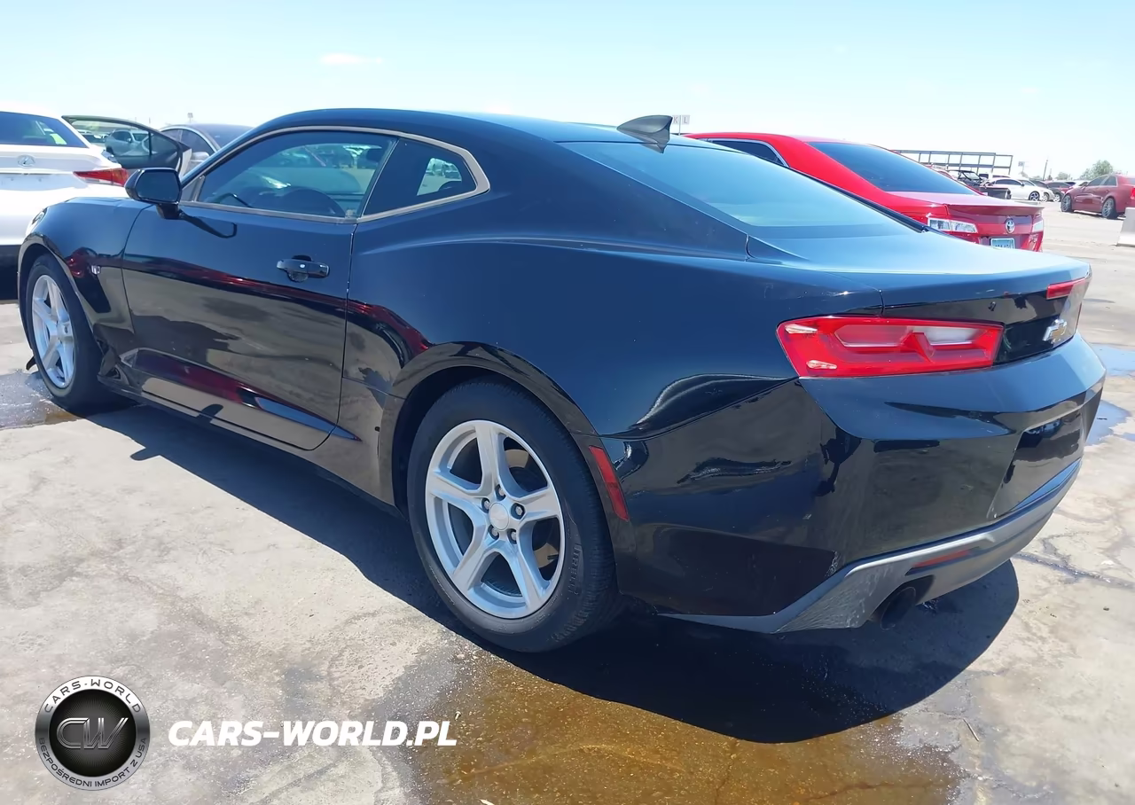 2017 Chevrolet Camaro 2Lt VIN:1G1FD1RX3H0189333 - 3