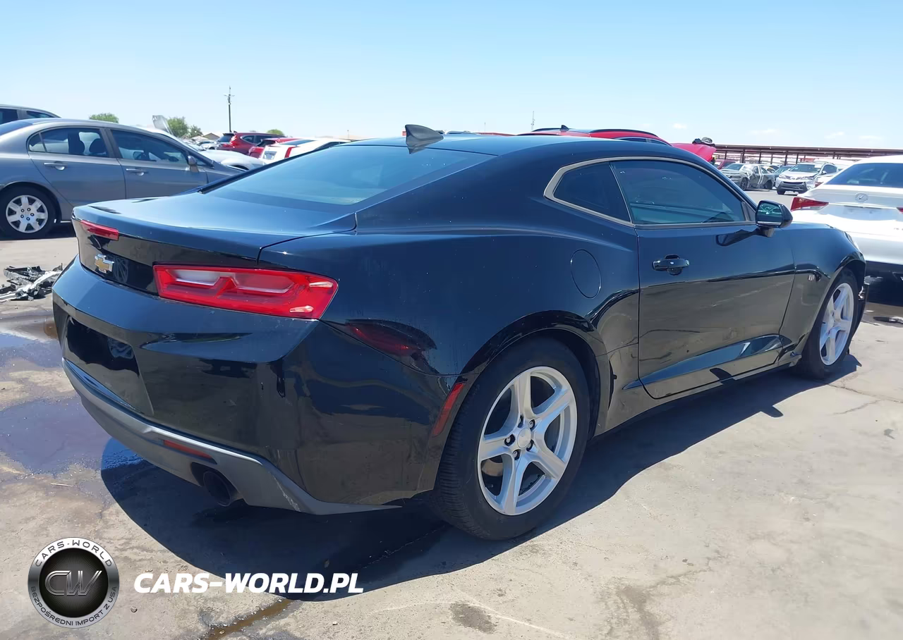 2017 Chevrolet Camaro 2Lt VIN:1G1FD1RX3H0189333 - 4