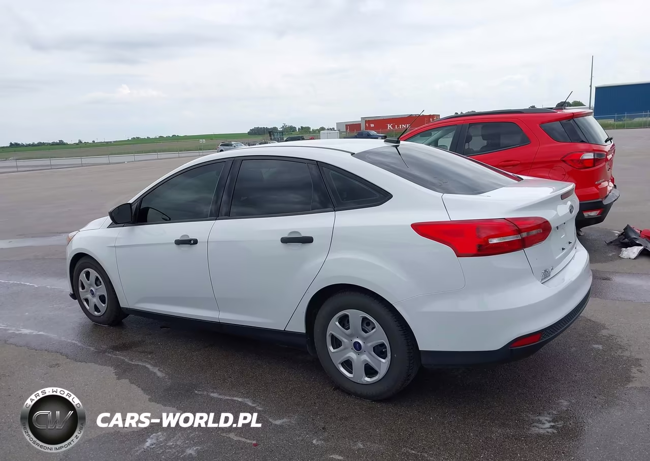 2016 Ford Focus S VIN:1FADP3E28GL392359 - 14