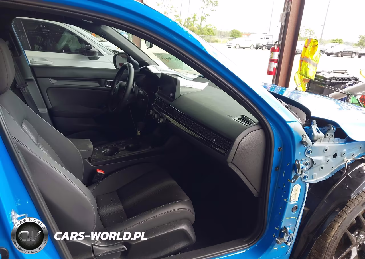 2026 Honda Civic Sport VIN:19XFL2H82TE006398 - 5