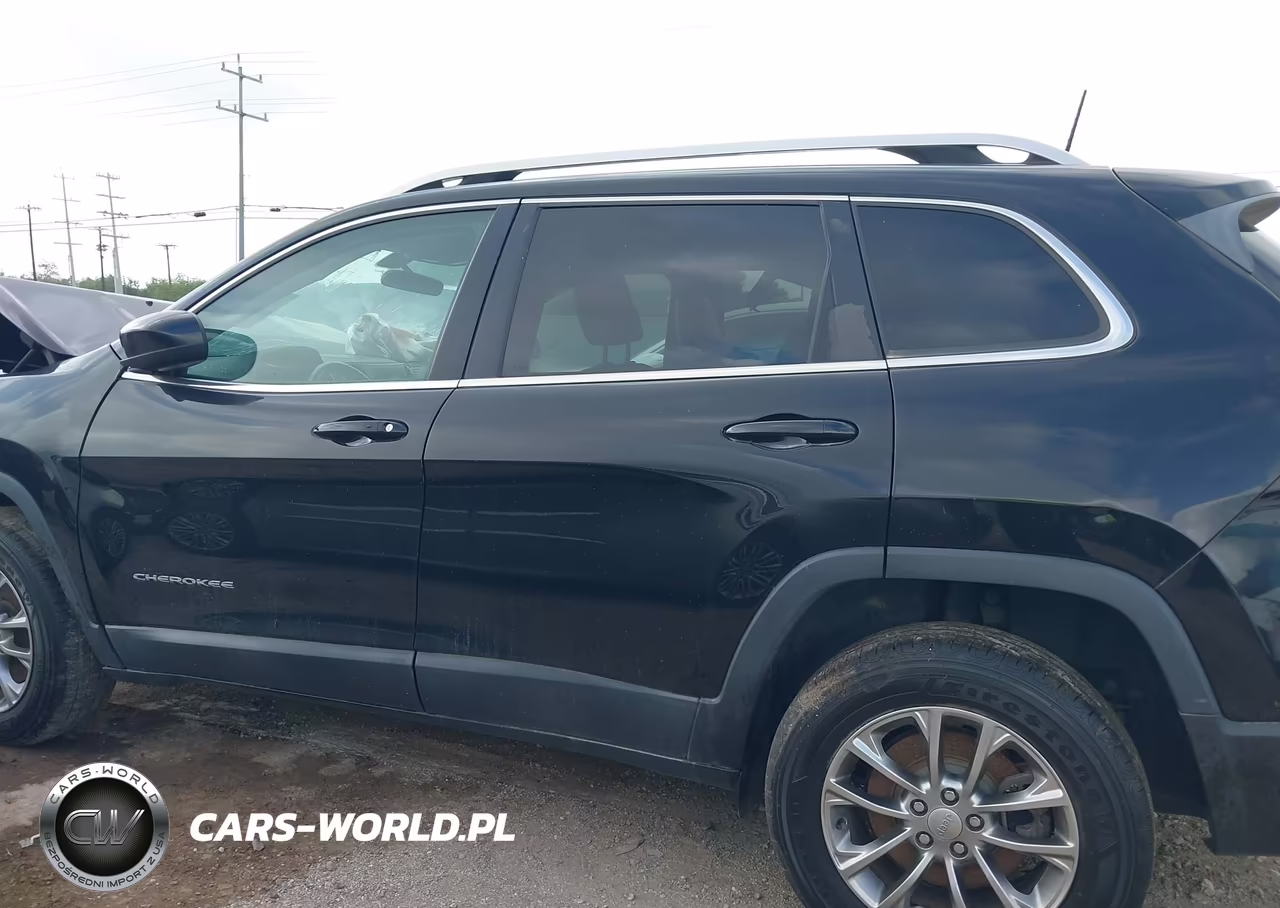 2019 Jeep Cherokee Latitude Plus 4X4 VIN:1C4PJMLN9KD212014 - 15