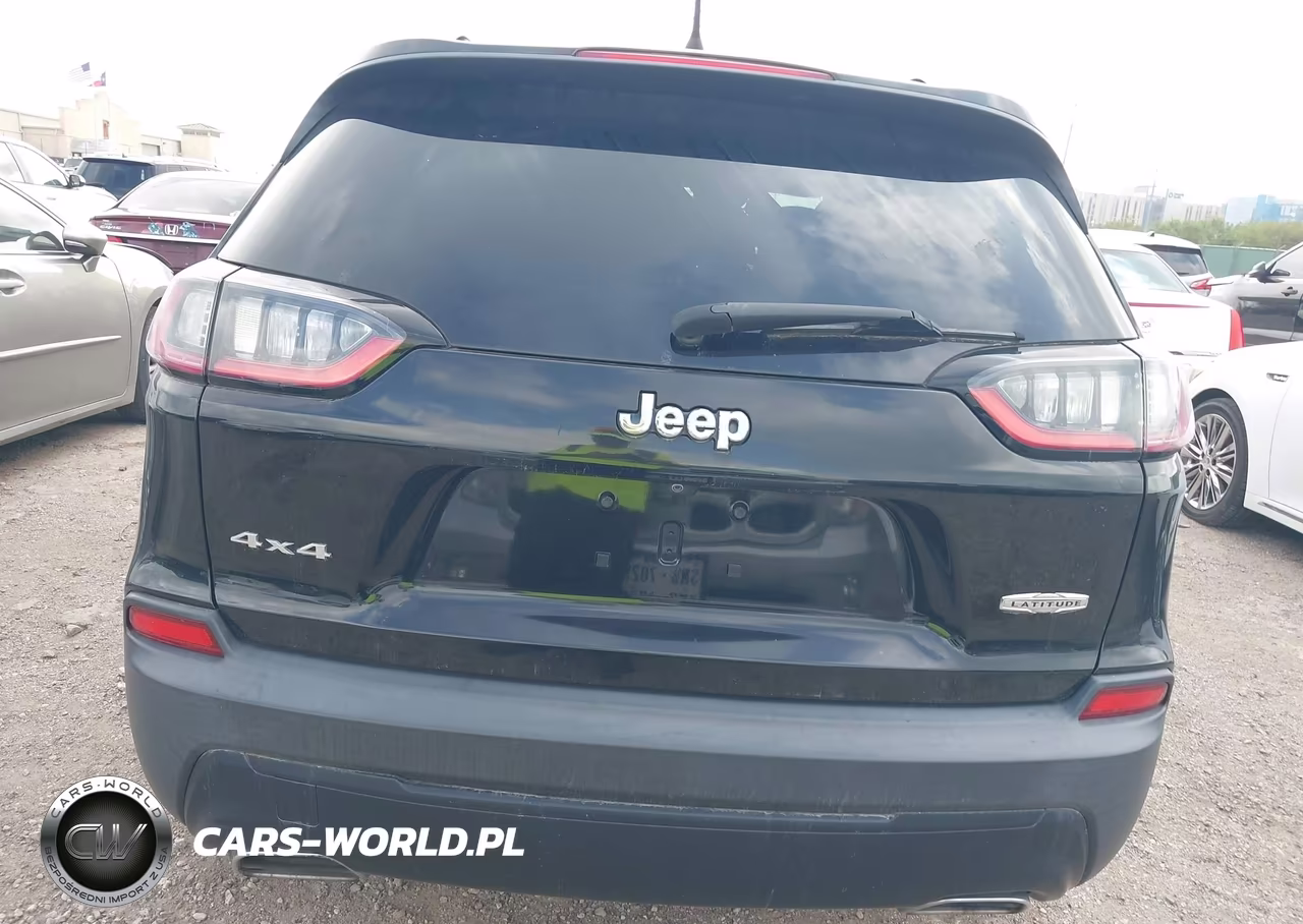 2019 Jeep Cherokee Latitude Plus 4X4 VIN:1C4PJMLN9KD212014 - 17