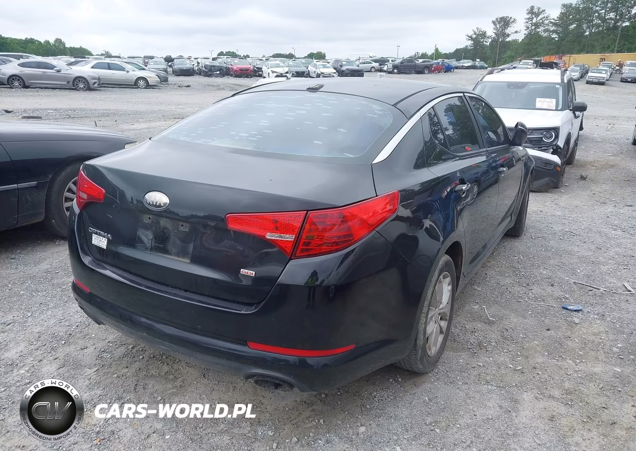 2013 Kia Optima Lx VIN:5XXGM4A73DG095454 - 4
