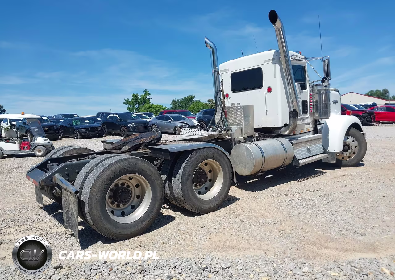 2007 Kenworth Construction W900 VIN:1XKWDB9X47J189240 - 4