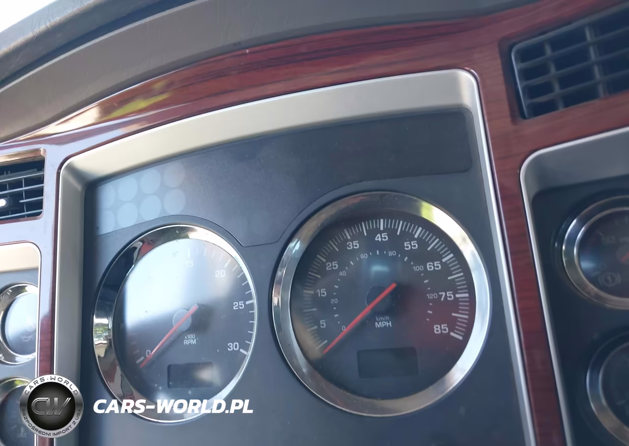 2007 Kenworth Construction W900 VIN:1XKWDB9X47J189240 - 5