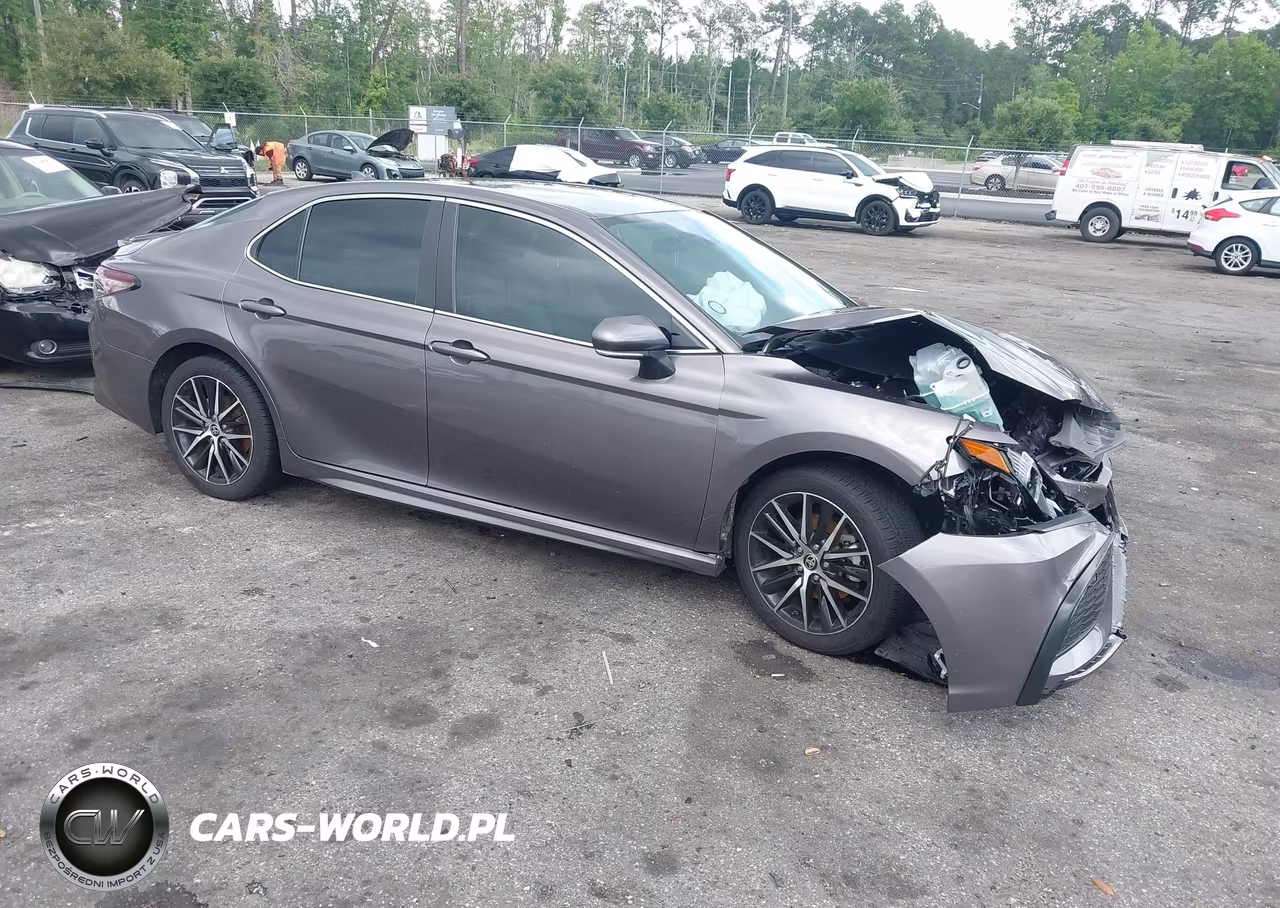 2022 Toyota Camry Se – zdjęcie 1 z 16