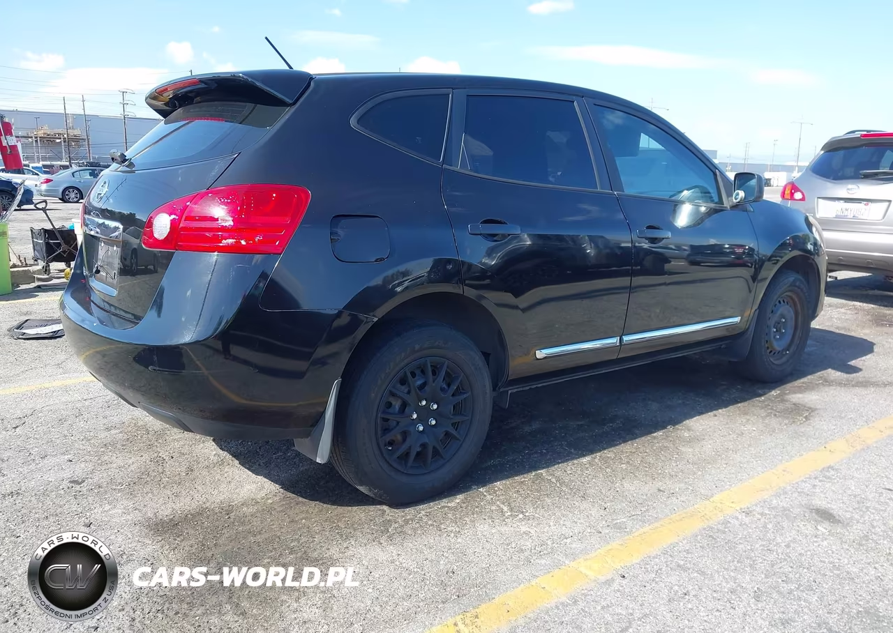 2013 Nissan Rogue S VIN:JN8AS5MT2DW018247 - 4
