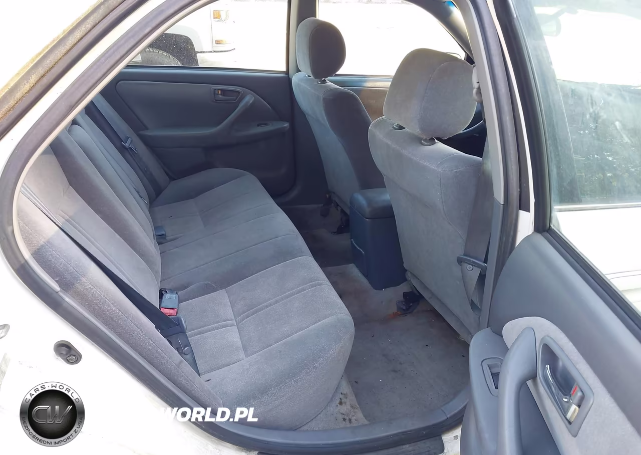 2001 Toyota Camry Le VIN:JT2BG22K110559646 - 7